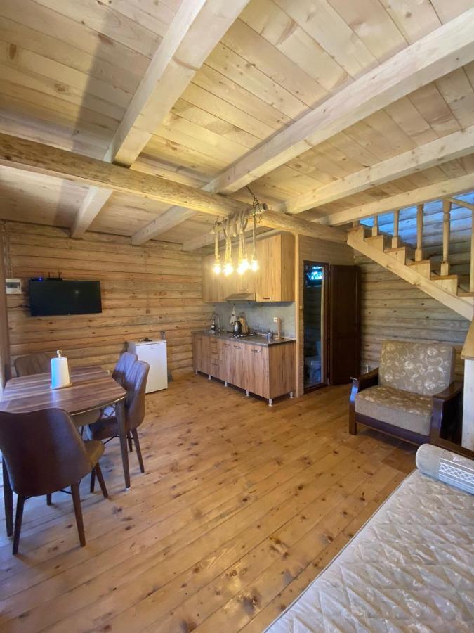 Guest House On Angisa Batumi Esterno foto